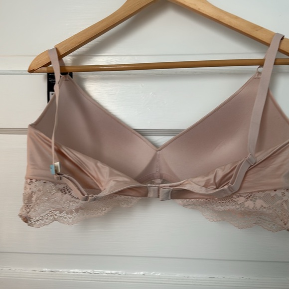 Bra - Picture 2 of 2